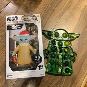 Star Wars Mandalorian Desk Top Blow Up and Pop-It NWT